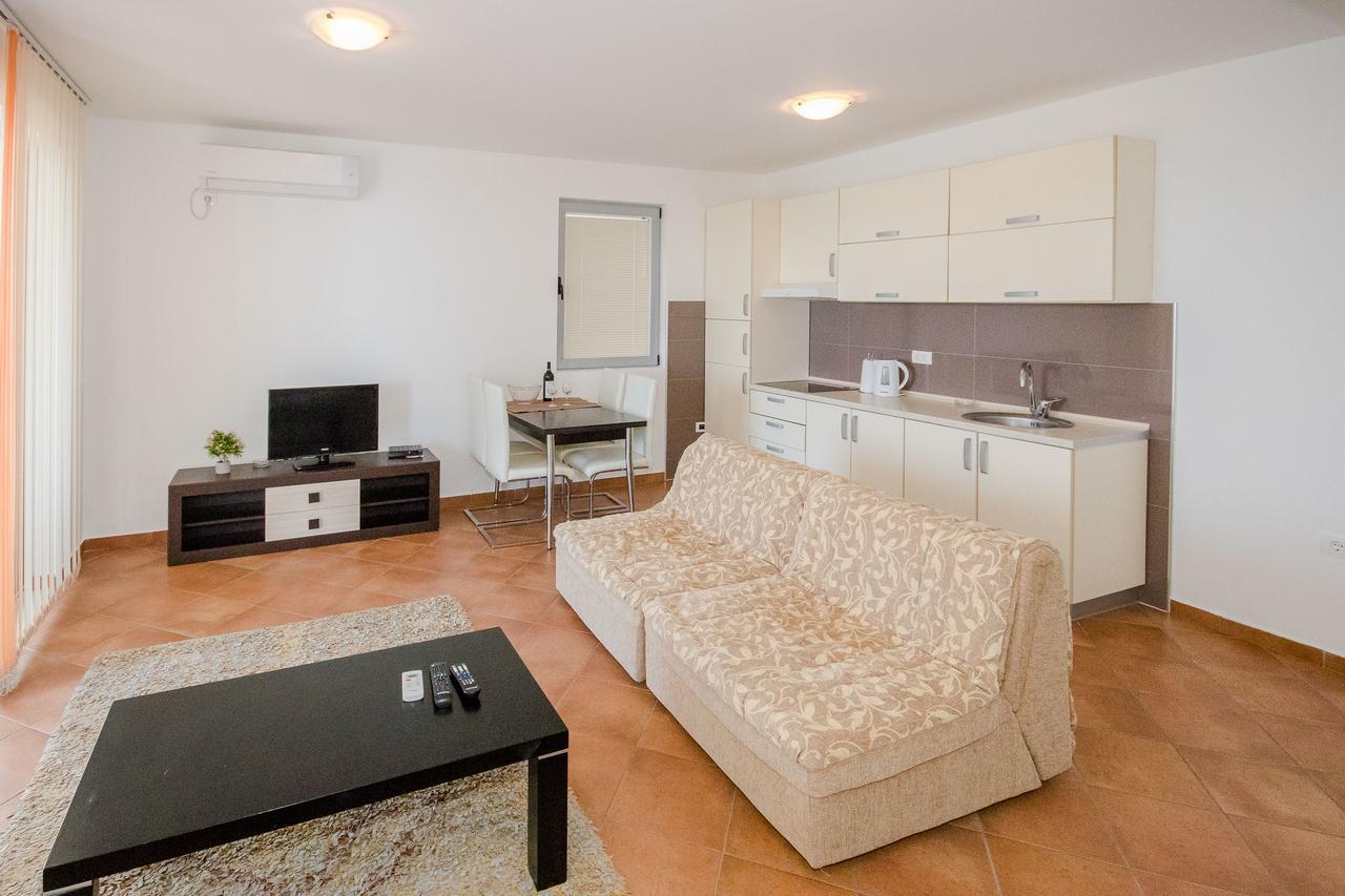 Apartments Palma Dobra Voda Zewnętrze zdjęcie
